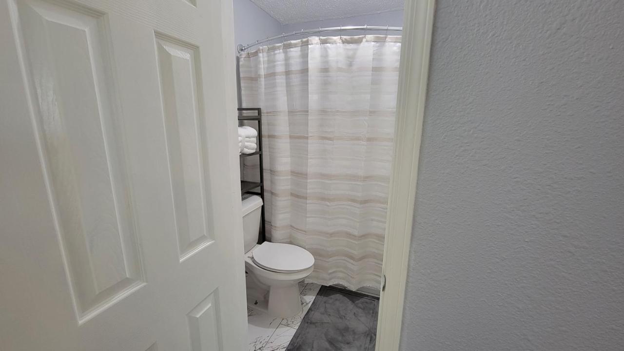 Appartement Spacious N Cozy 3 Bedroom // 15 Min From Downtown *